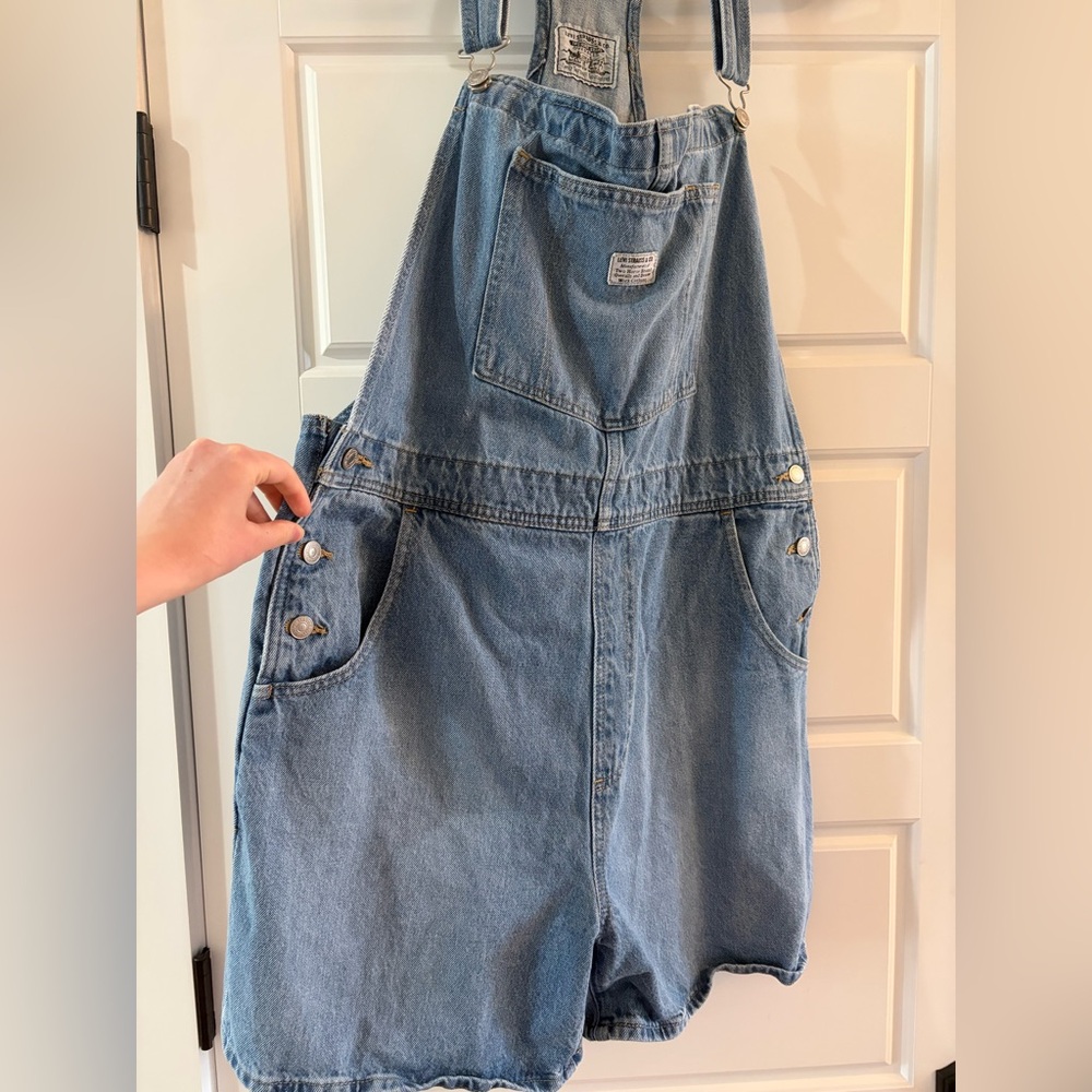 Levi’s Shortalls